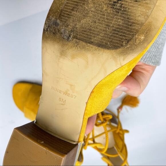 Nine West Yellow Faux Leather Peep Toe Strappy Ankle Wrap Sandals Womens 6 - Picture 3 of 8